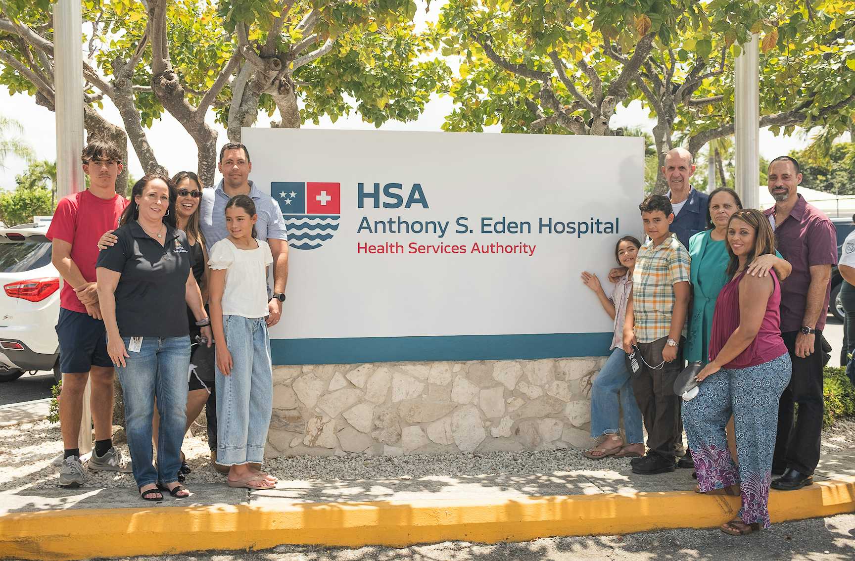 HSA renames GT hospital in honour of Anthony Eden - Family Group Shot